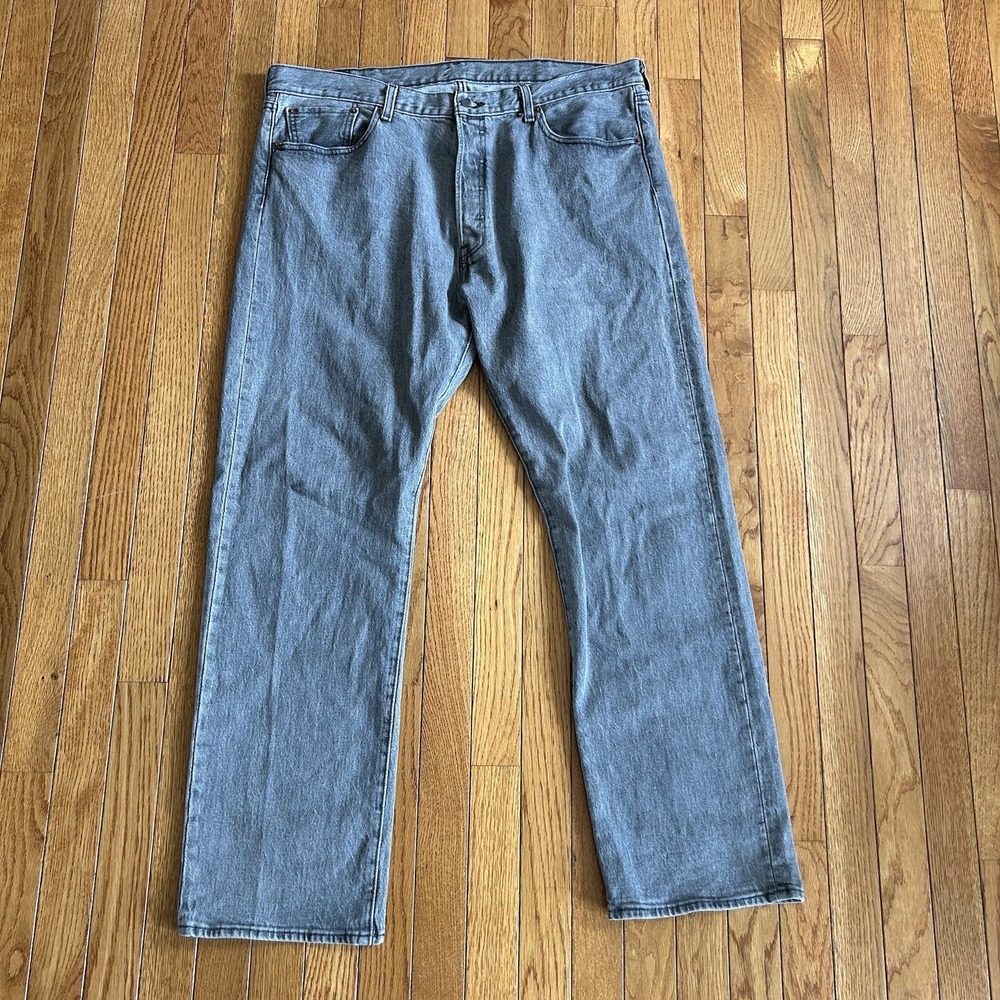 Levi's 501 Mens Jean Size 38x30 (Actual 38x30) Straight Leg Button Fly Dark Gray